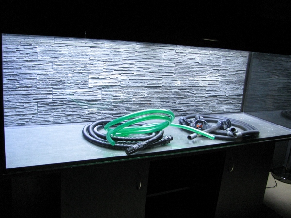024 (600x450).jpg