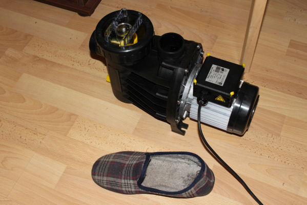 Hiekkasuodattimen pumppu.jpg